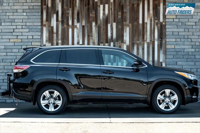 used 2015 Toyota Highlander car, priced at $20,990