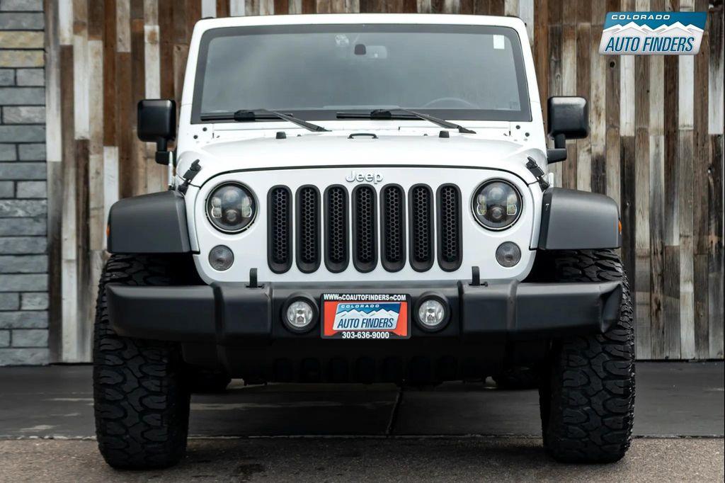 used 2015 Jeep Wrangler Unlimited car, priced at $16,990