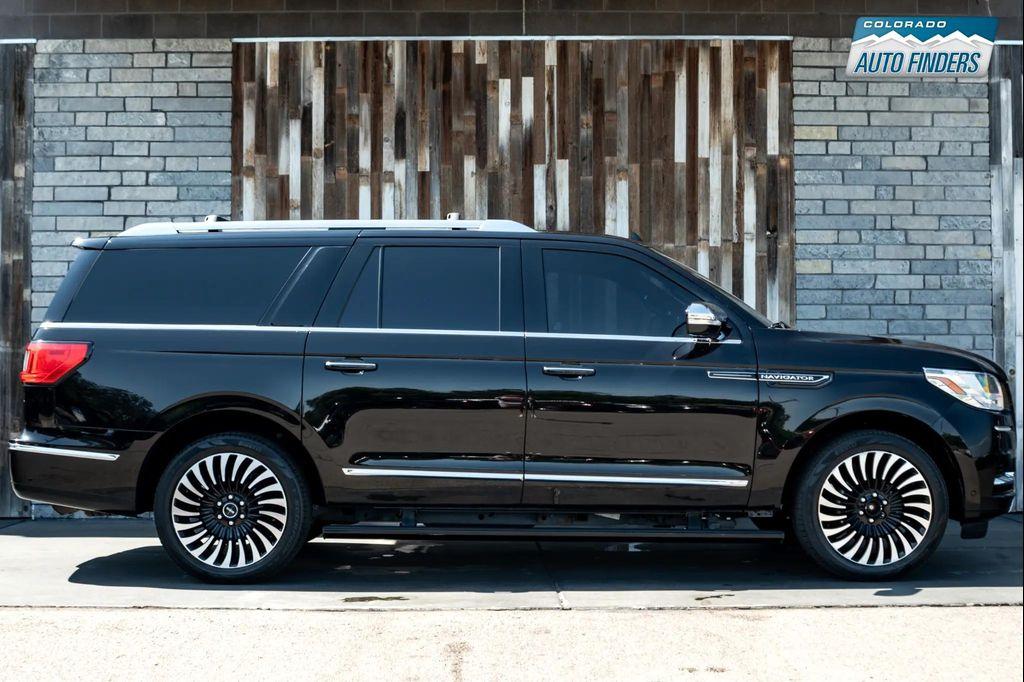 used 2020 Lincoln Navigator car, priced at $47,998