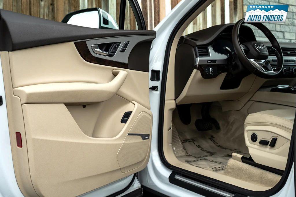 used 2019 Audi Q7 car, priced at $21,988