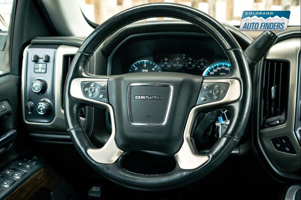 used 2018 GMC Sierra 1500 car, priced at $31,998