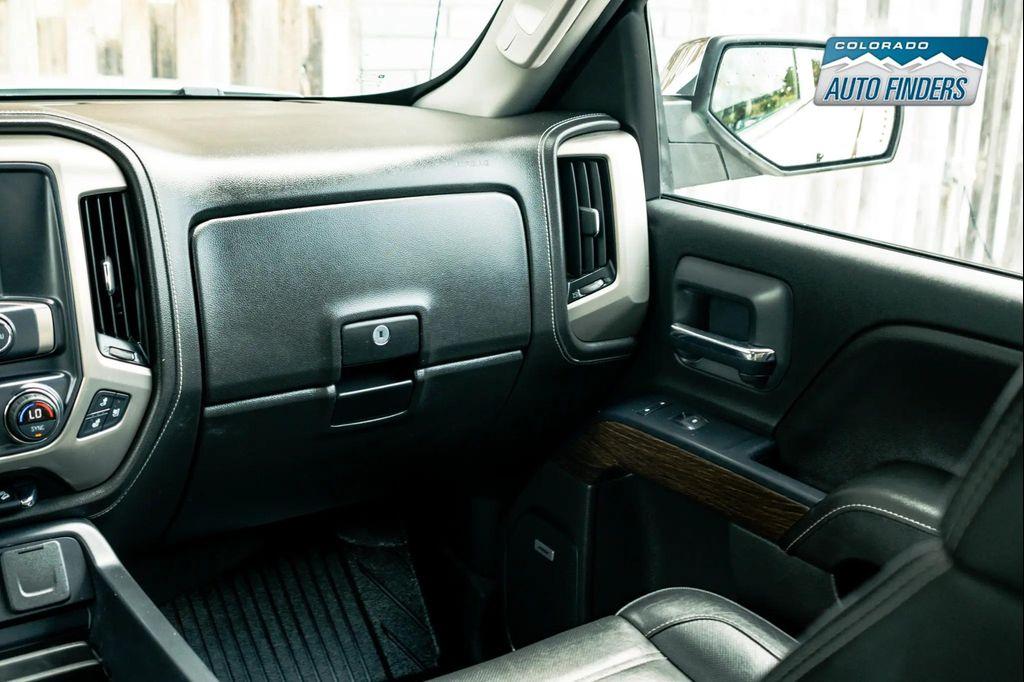 used 2018 GMC Sierra 1500 car, priced at $31,998