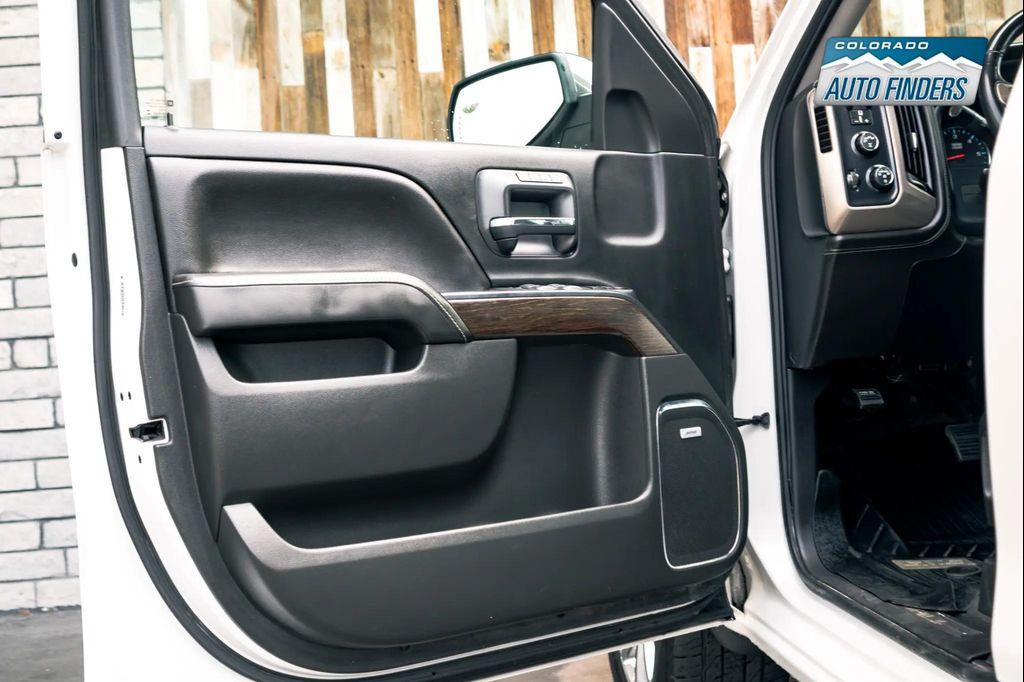 used 2018 GMC Sierra 1500 car, priced at $31,998