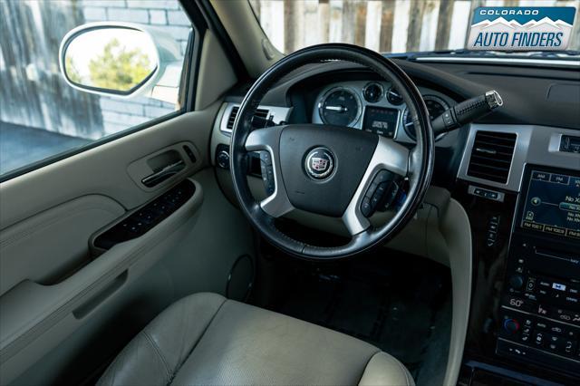 used 2009 Cadillac Escalade EXT car, priced at $17,900