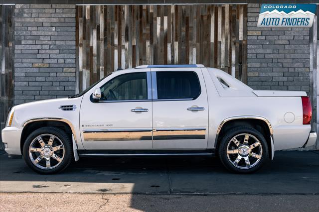 used 2009 Cadillac Escalade EXT car, priced at $17,900