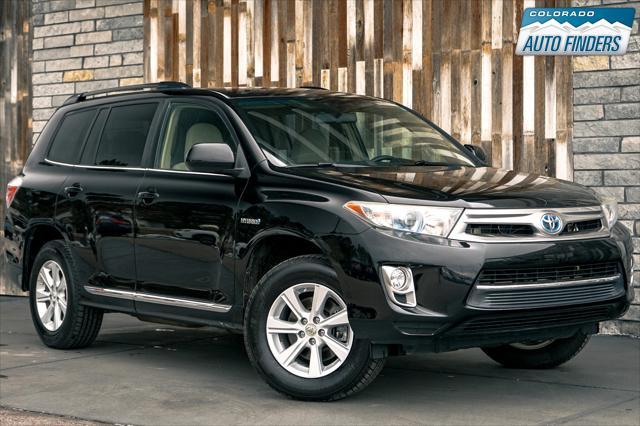 used 2011 Toyota Highlander Hybrid car, priced at $16,498