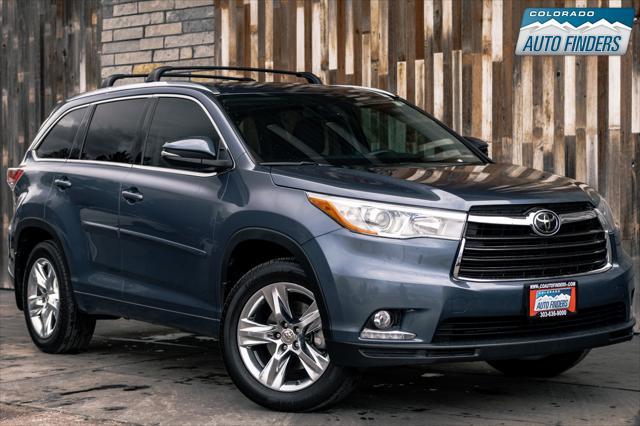 used 2015 Toyota Highlander car, priced at $23,990