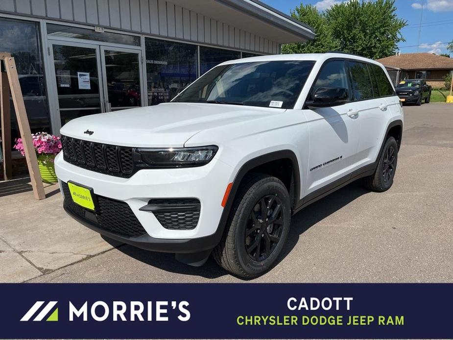 new 2024 Jeep Grand Cherokee car, priced at $44,223