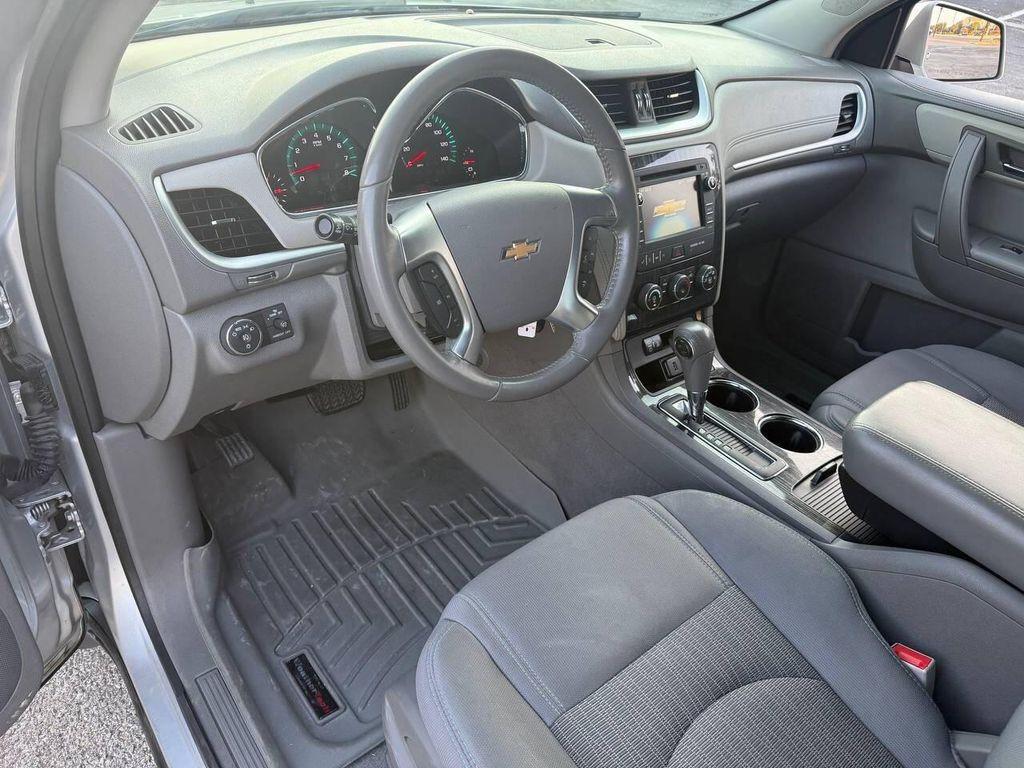 used 2015 Chevrolet Traverse car, priced at $9,750