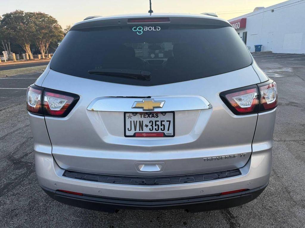 used 2015 Chevrolet Traverse car, priced at $9,750