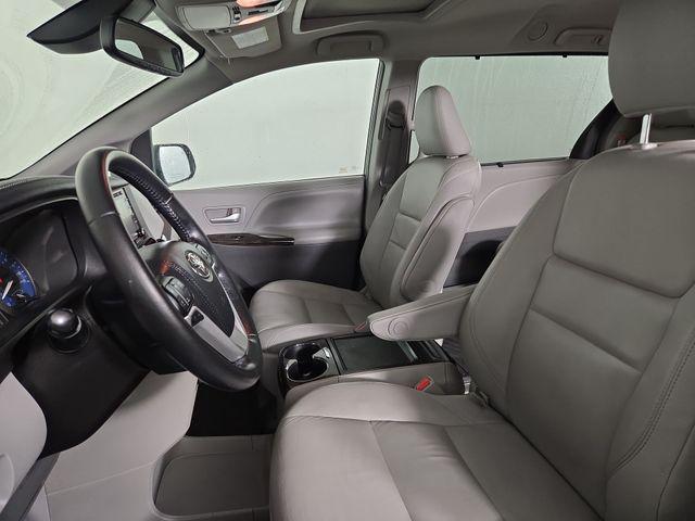 used 2019 Toyota Sienna car, priced at $34,034