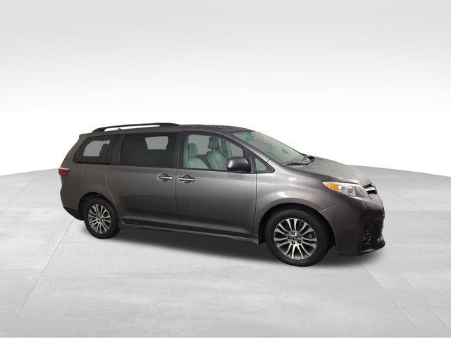 used 2019 Toyota Sienna car, priced at $34,034