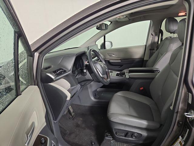 used 2024 Toyota Sienna car, priced at $40,266