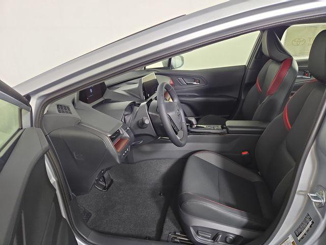 new 2025 Toyota Prius Plug-In Hybrid car, priced at $37,304