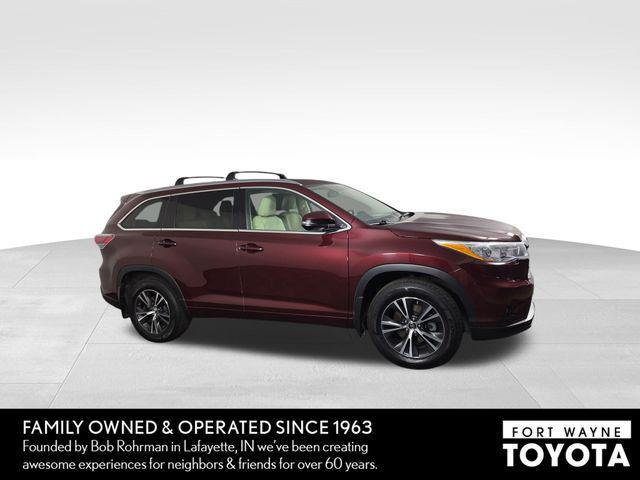 used 2016 Toyota Highlander car, priced at $20,871