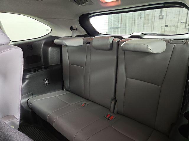 used 2023 Toyota Highlander car, priced at $34,837