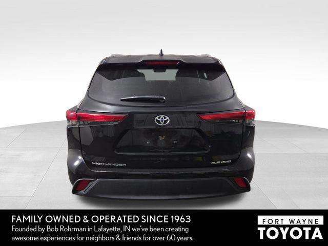 used 2023 Toyota Highlander car, priced at $34,837