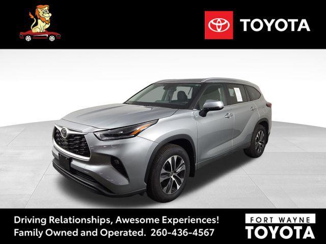 used 2024 Toyota Highlander car, priced at $43,722