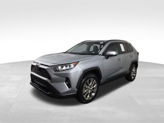 used 2021 Toyota RAV4 car, priced at $27,100