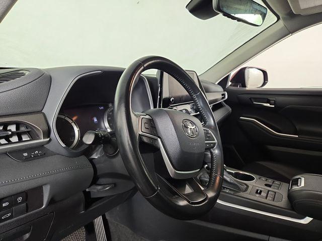 used 2023 Toyota Highlander car, priced at $32,573