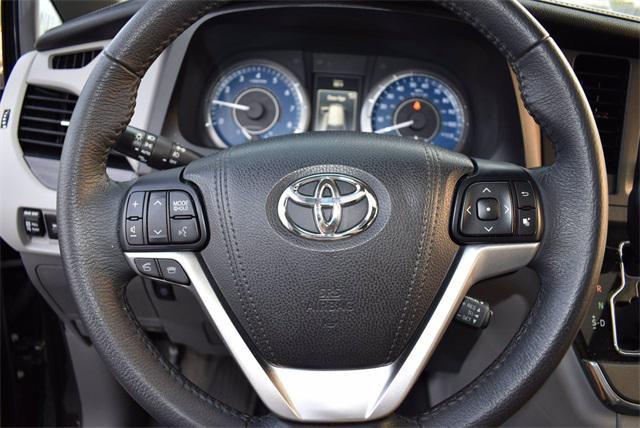 used 2017 Toyota Sienna car