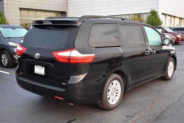 used 2017 Toyota Sienna car