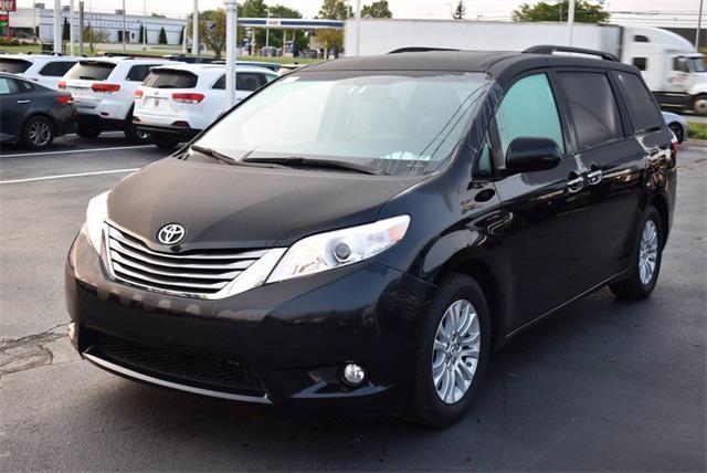 used 2017 Toyota Sienna car