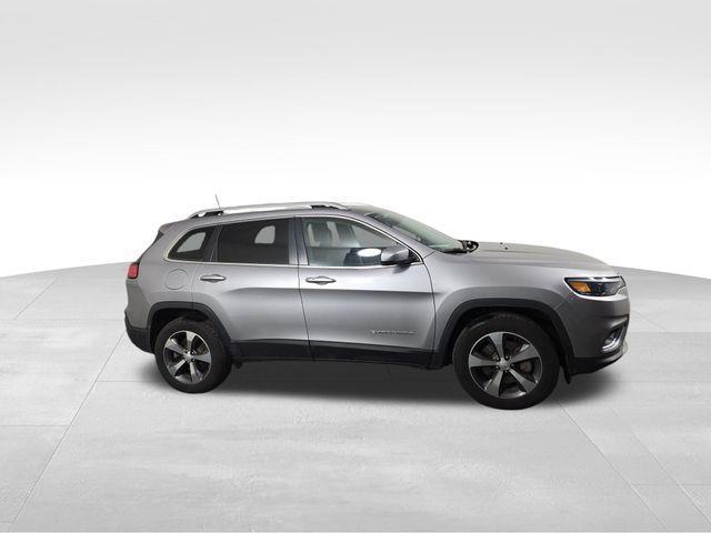 used 2019 Jeep Cherokee car, priced at $17,211