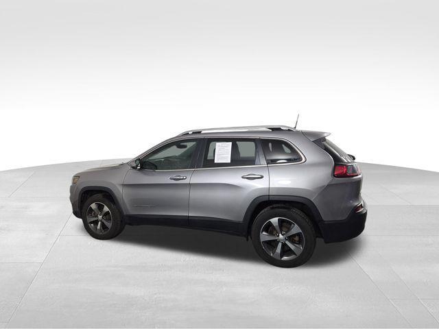 used 2019 Jeep Cherokee car, priced at $17,211