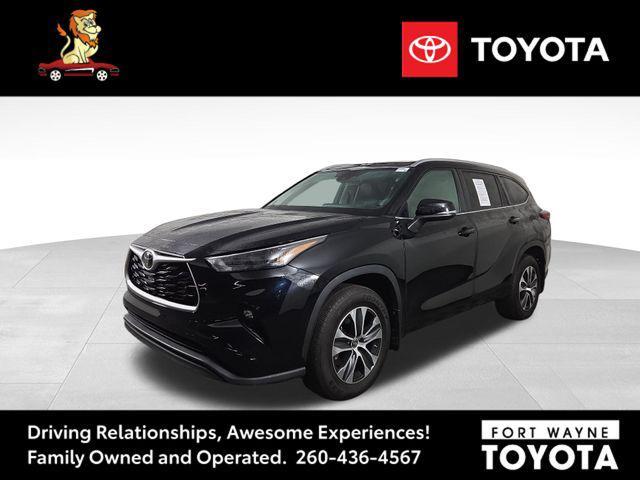 used 2024 Toyota Highlander car, priced at $43,292