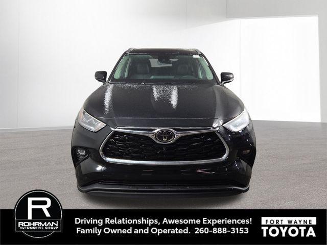 new 2026 Toyota Highlander car, priced at $48,863