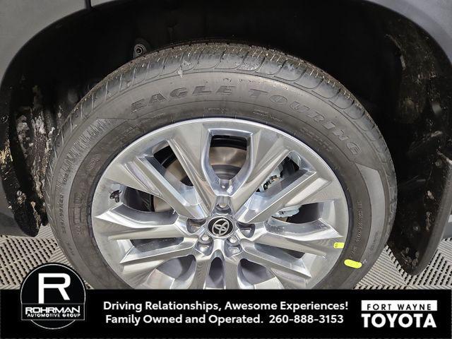 new 2026 Toyota Highlander car, priced at $48,863