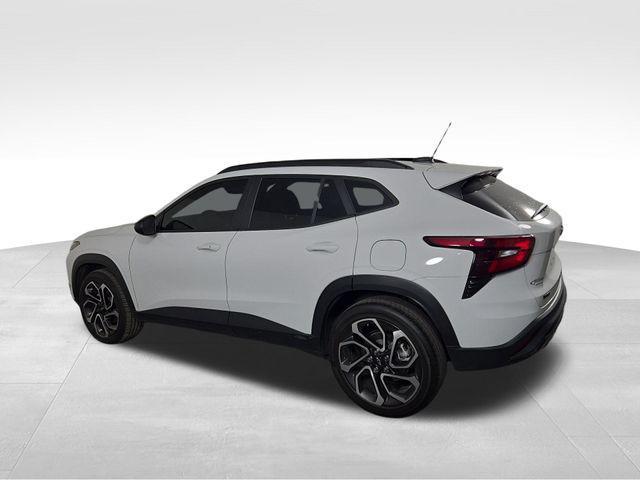 used 2024 Chevrolet Trax car, priced at $22,058