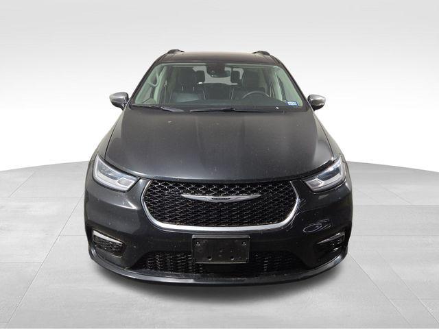 used 2023 Chrysler Pacifica car, priced at $29,484