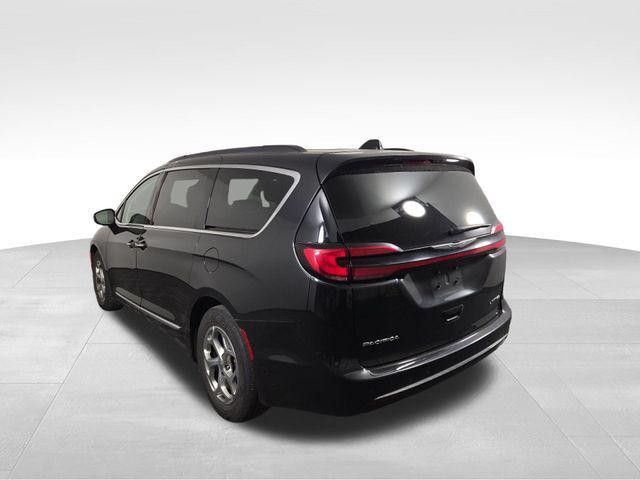 used 2023 Chrysler Pacifica car, priced at $29,484