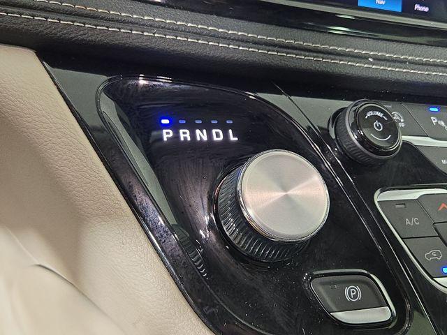 used 2023 Chrysler Pacifica car, priced at $29,484