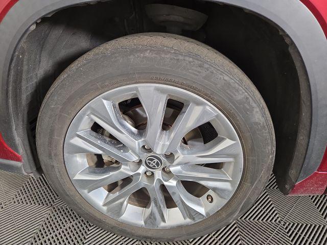 used 2023 Toyota Highlander car, priced at $33,829
