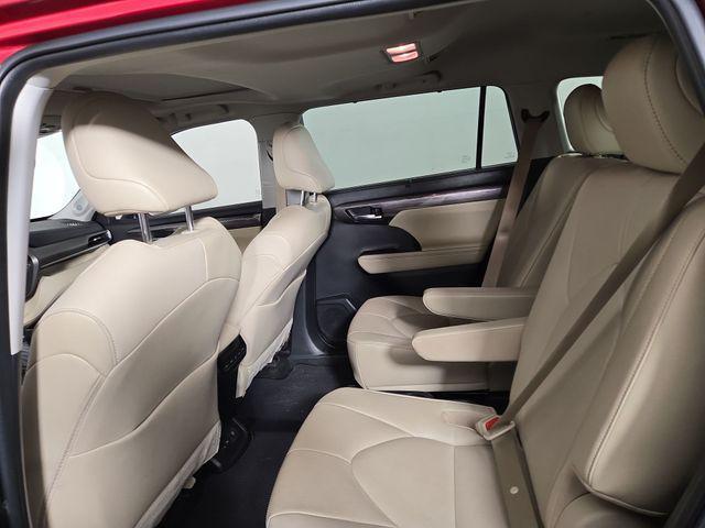 used 2023 Toyota Highlander car, priced at $33,829