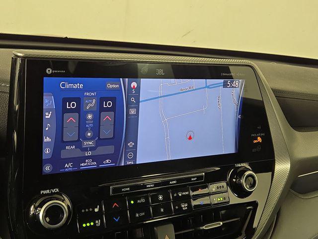 used 2022 Toyota Highlander car, priced at $39,761