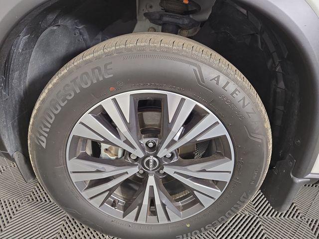 used 2023 Nissan Rogue car, priced at $21,894