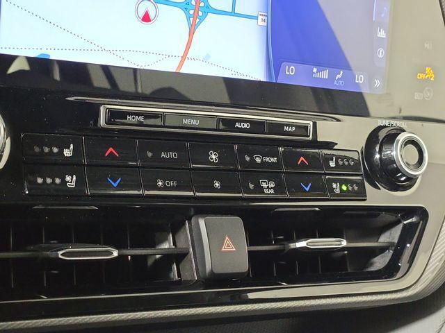 used 2021 Toyota Highlander car, priced at $40,039