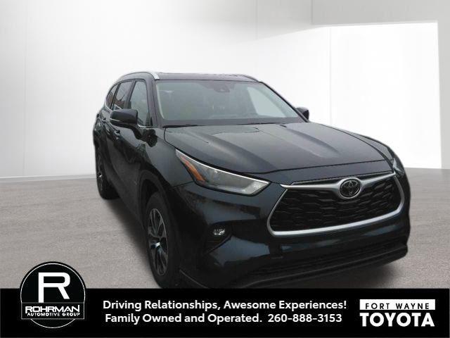 used 2024 Toyota Highlander car, priced at $38,707