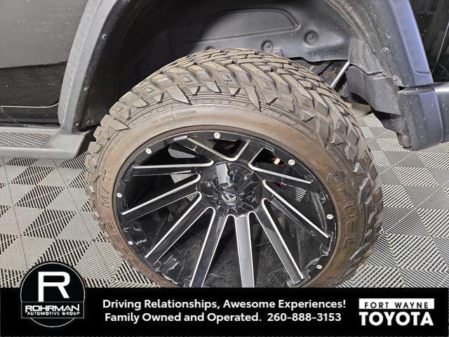 used 2020 Jeep Wrangler Unlimited car, priced at $33,207