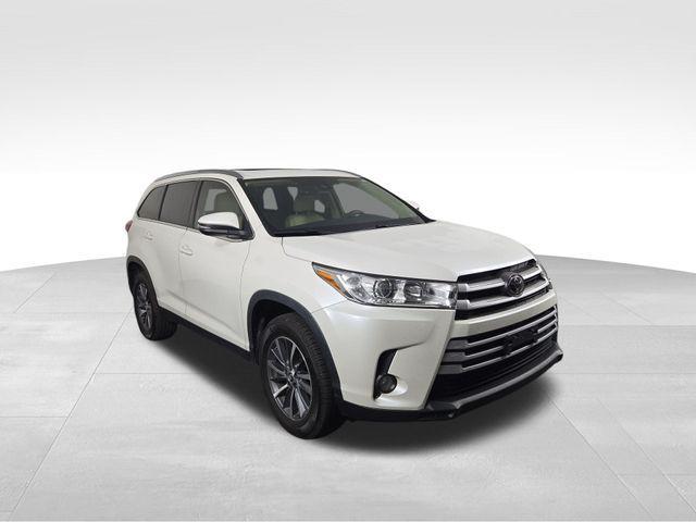 used 2019 Toyota Highlander car, priced at $27,923