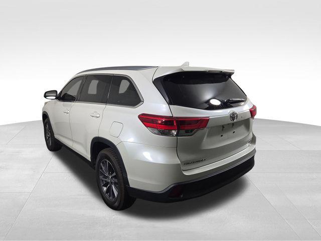 used 2019 Toyota Highlander car, priced at $27,923