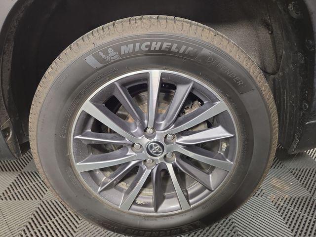 used 2019 Toyota Highlander car, priced at $27,923