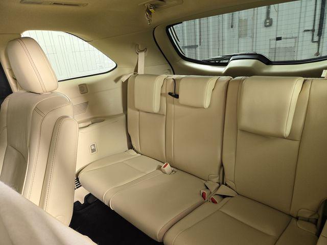 used 2019 Toyota Highlander car, priced at $27,923