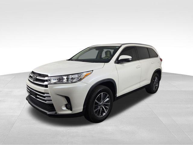 used 2019 Toyota Highlander car, priced at $27,923