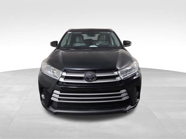used 2019 Toyota Highlander car, priced at $25,026
