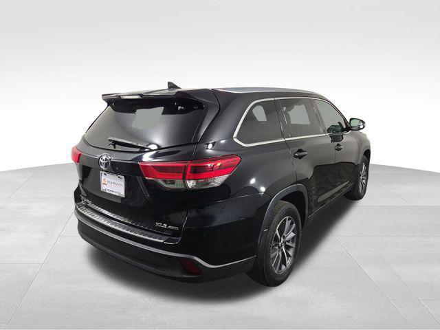 used 2019 Toyota Highlander car, priced at $25,026